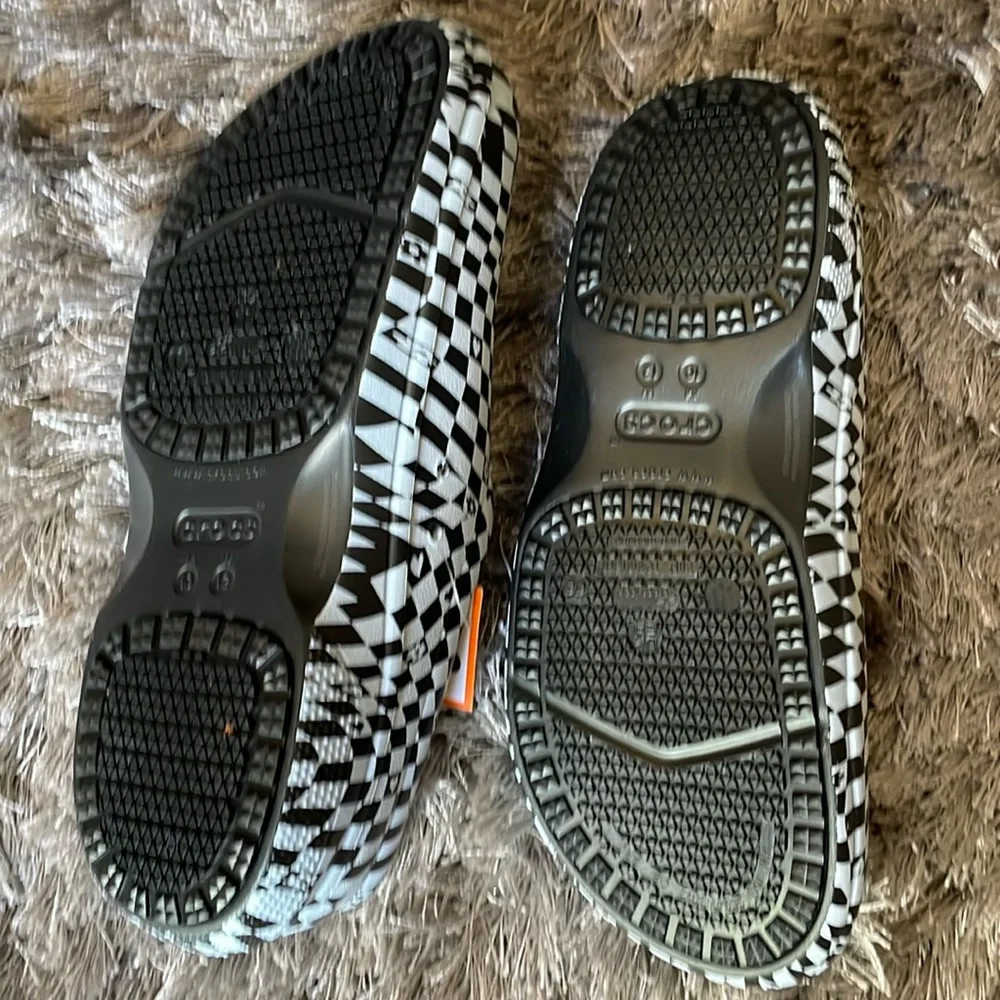 Work crocs - Picture 2 of 3